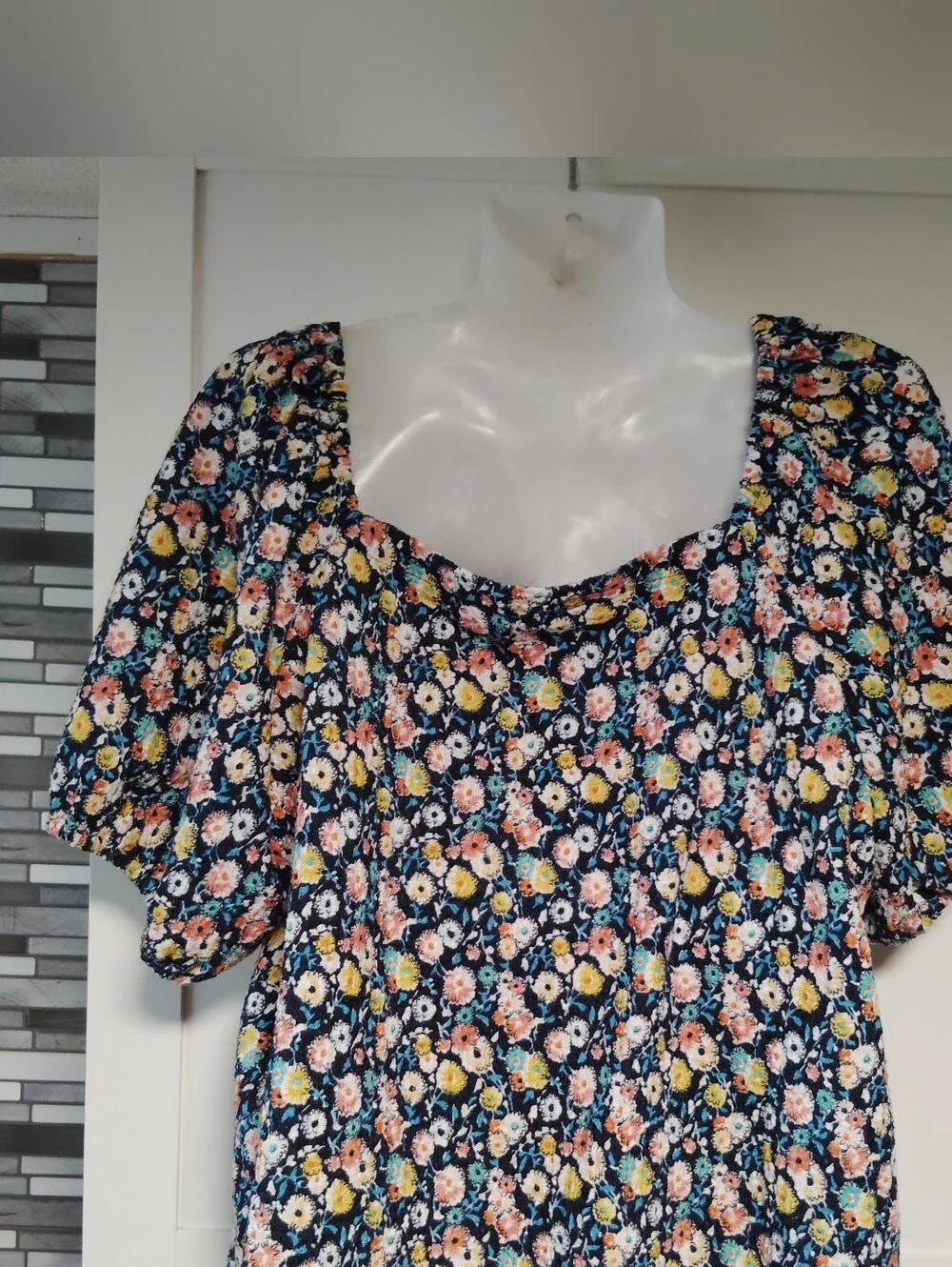 Loft Floral Puff-Sleeve Tie-Front Blouse Sz- L